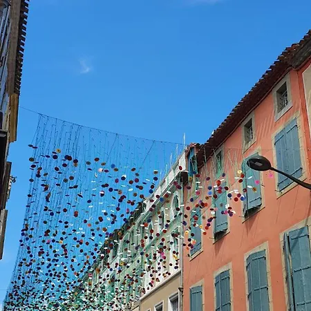 Maison Nomade Piscine Privee, Parking Et Clim * Каркассон