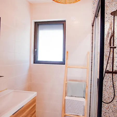 Maison Nomade Piscine Privee, Parking Et Clim * Каркассон