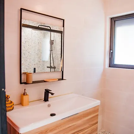 Maison Nomade Piscine Privee, Parking Et Clim Tatil Evi