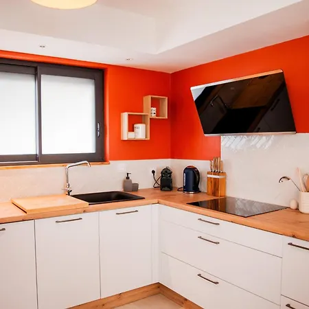 Maison Nomade Piscine Privee, Parking Et Clim Каркассон