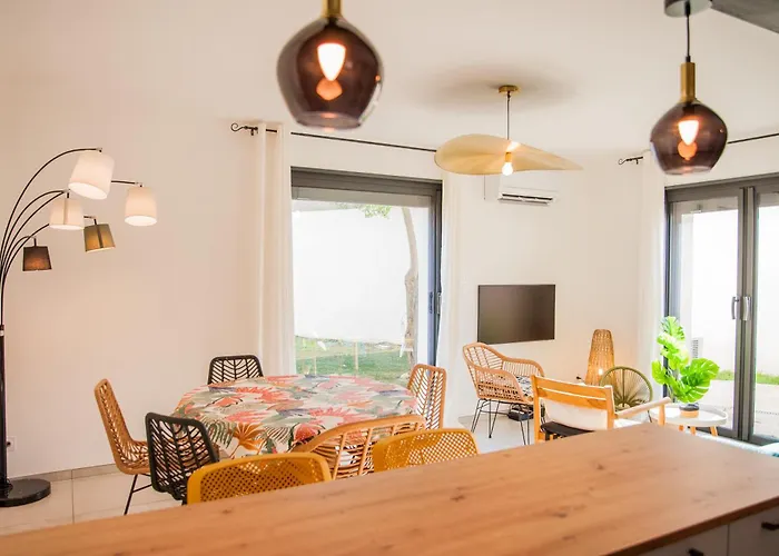 Casa de Férias Maison Nomade Piscine Privee, Parking Et Clim *